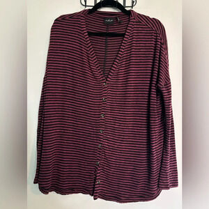 Out from‎ under from Urban Outfitters Womens. raspberry and black sweater Sz Sm